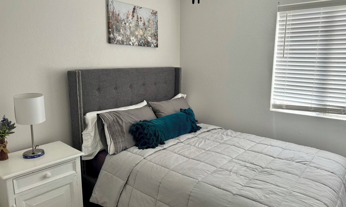 Southridge Village Casa | Fontana Cottage Home 3 bedroom