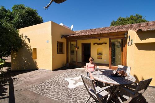 Moya Casa | Fontanales Pelibuey by Villas Rivero