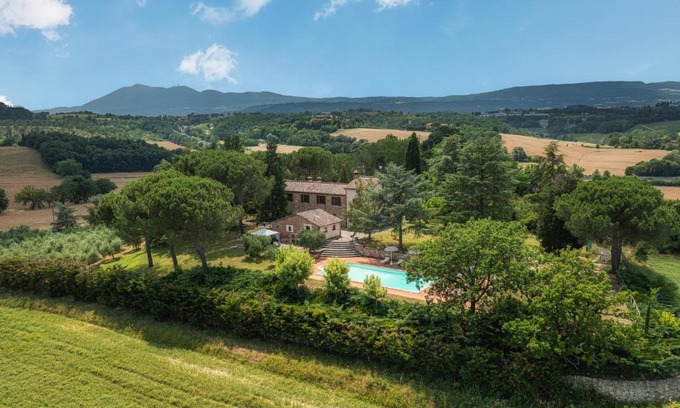 Chiusi Villa | FONTE PINELLA 8, Emma Villas