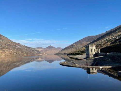 Annalong Casa | Foot of the Mournes - Cottage - Sleeps 4 - Parking