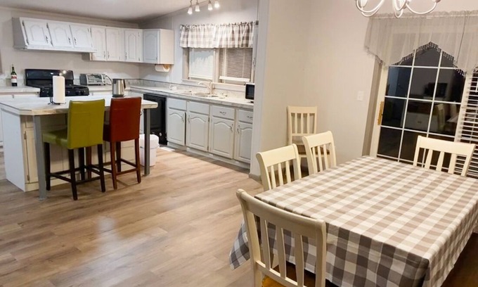 Havre Casa | FOOTHILLS LOOKOUT INN -Come home to Montana!