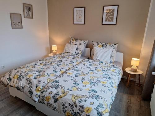 Bielefeld Apartamento | for 4 - parking space for car - Internet