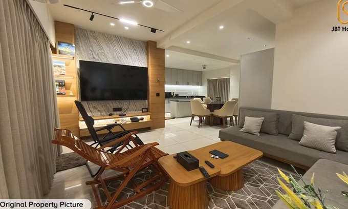 Vadodara Apartamento | For NRI by NRI - A3 1004, 3BHK Premium Luxury Home with Private Terrace