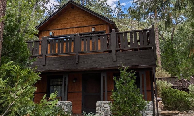 Fern Valley Cabina | For Rent: 'Relaxation, Beauty And Pine Trees'