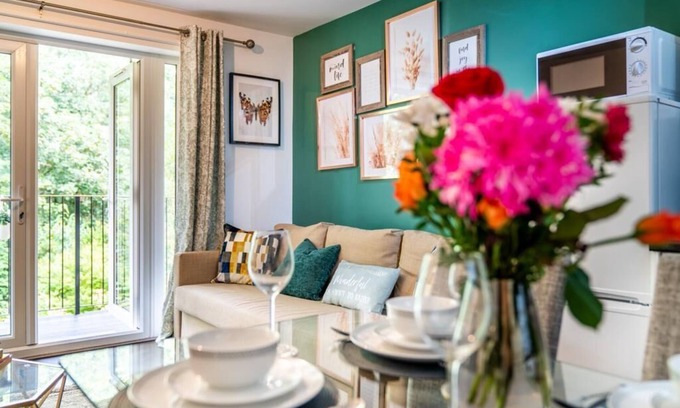 Southampton Apartamento | Forest View Apartment with private balcony- Southampton