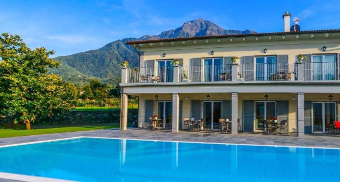 Colico Casa | Foresteria Villa Margherita
