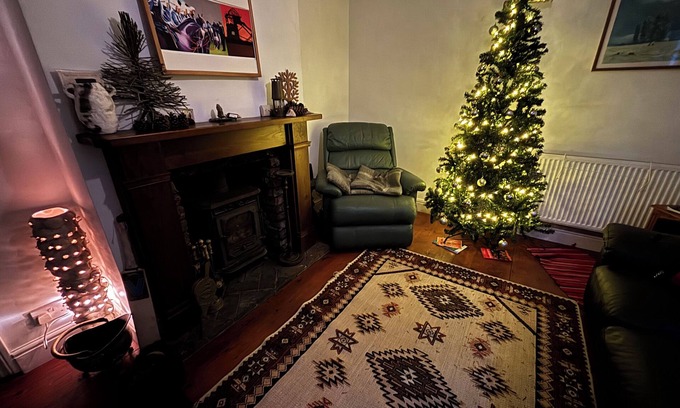 Eastbourne Cabaña | Forever Christmas! Take it easy at this unique and tranquil getaway.