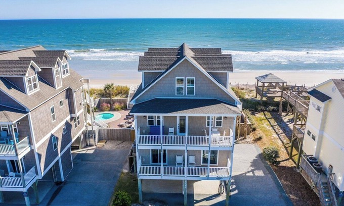 North Topsail Beach Casa | Forget Me Knot - Oceanfront with Private Pool