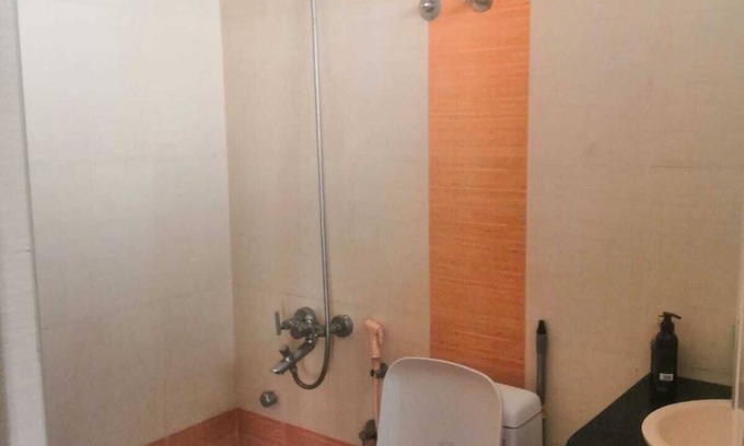 Kannur Apartamento | Forget your worries in this spacious and serene space. Wind down RECHARGE !!!