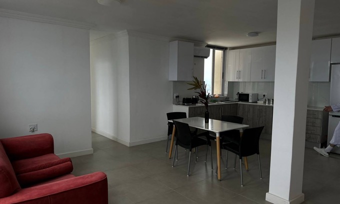Morningside Apartamento | Forget your worries in this airy, serene and luxurious space.
