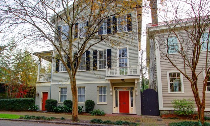 Savannah Victorian District Casa | Forsyth Park West Estate