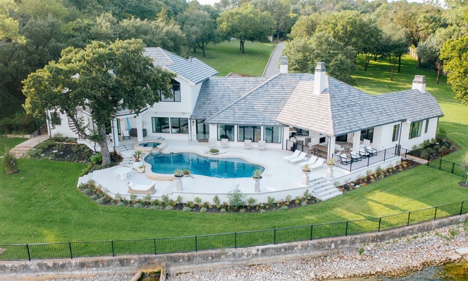 Fort Worth Casa | Fort Worth Lake Front Retreat