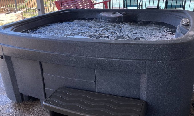 Summerfields Casa | Fort Worth* Pool* Hot Tub*Arcade*King Bed