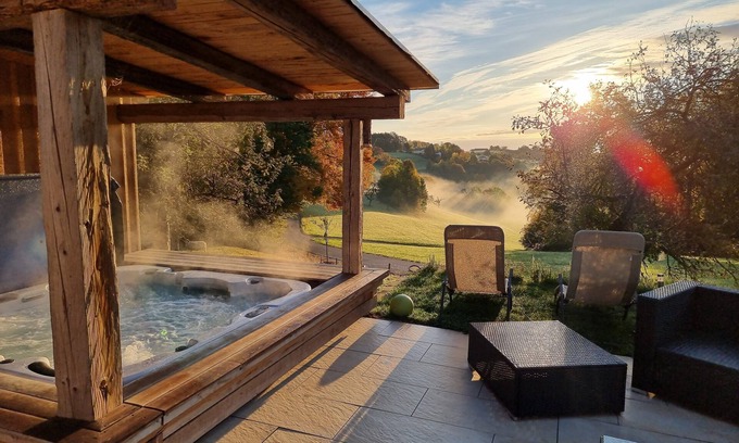 Sankt Margarethen an der Raab Apartamento | "Fortuna" in the wellness oasis on the Trausdorfberg with sauna/whirlpool