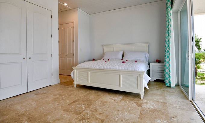 New Bight Villa | Fountain Bay Resort & Marina