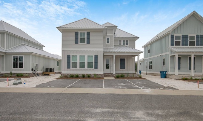 Orange Beach Cabaña | Four Bedroom at Summer Salt - Sea Charm
