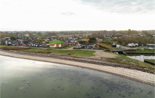 Middelfart Casa | Four-Bedroom Holiday Home In Brenderup Fyn