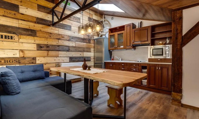 Lviv City Center Apartamento | Four bedrooms apartment in the heart of Lviv