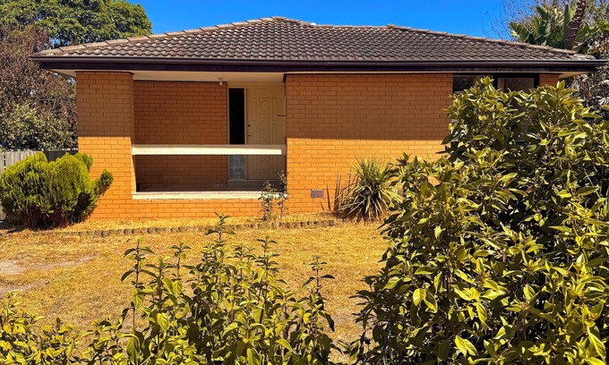 Endeavour Hills Casa | Four Bedrooms Melbourne House