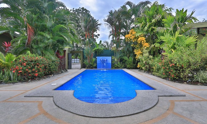 Playa Hermosa Villa | Cuatro villas de estilo boutique en un entorno de selva tropical en Playa Hermosa, Jaco