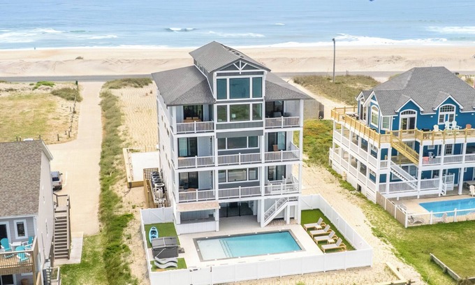 Hatteras Casa | Four Seasons 11 Bedroom Oceanfront and Soundfront Home in Hatteras