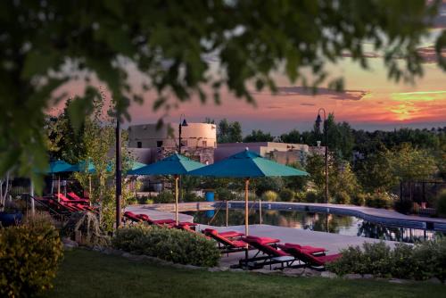 Nambe Pueblo Complejo | Four Seasons Resort Rancho Encantado Santa Fe