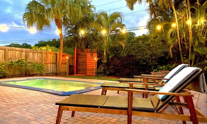 Croissant Park Casa | Fox Island Heated Spa- Downtown & Beach