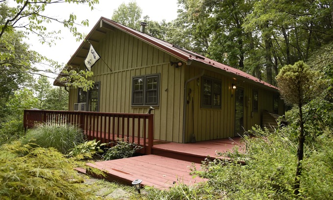 Meadows Of Dan Cabina | Fox Trot Cabin ubicado a 1 milla de la carretera Blue Ridge Parkway, marcador 174