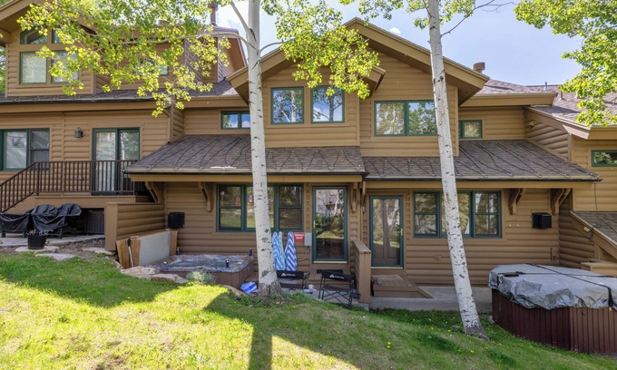 Deer Valley Casa | Foxglove at Deer Valley by AvantStay | Hot Tub | Steps from Main Street