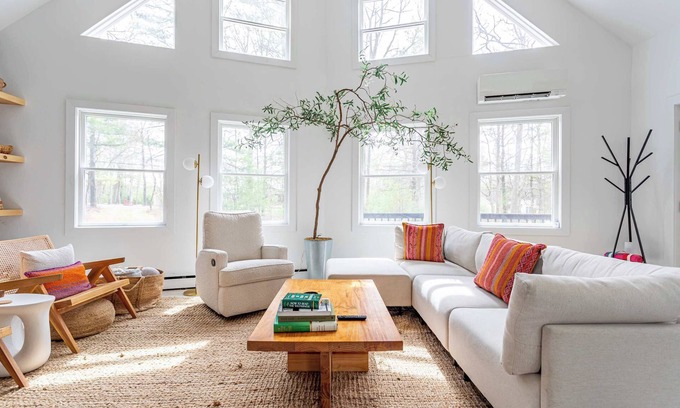 Glen Spey Casa | Foxglove Chalet: Bright & Stylish Nature Escape | Near Barryville