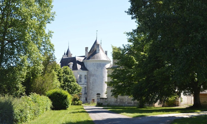 La Chapelle-Blanche-Saint-Martin Casa | Profitez de la Touraine Dans un Cadre Dexception