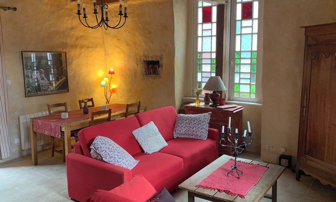 La Rochebeaucourt-et-Argentine Casa | La Lisière: Charming stone house with garden