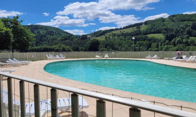Saint-Geniez-d'Olt Casa | Relaxation at the foot of Aubrac