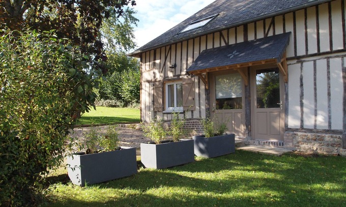Saint-Sylvestre-de-Cormeilles Apartamento | Charmant Gîte à la Campagne Proche de Deauville