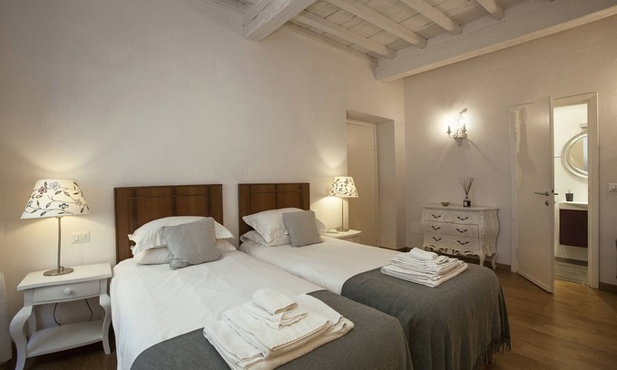 Santa Croce Condominio | Francesca - Apto romántico cerca de la Piazza della Signoria