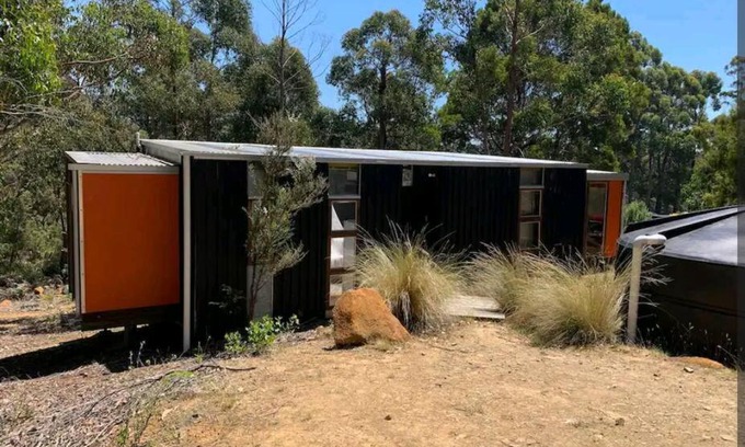 Adventure Bay Casa | Francis Lane Tiny Studio