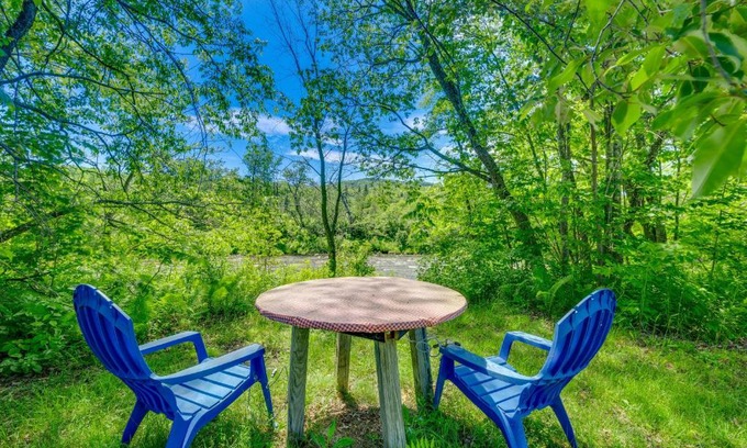Franconia Casa | Franconia Home with Community Pool and River Access!