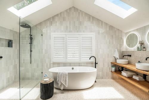 Byron Bay Casa | Frangipani Cottage - Winter Escape Deal - Free Nights on Us!