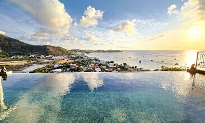 Grand Case Casa | Frangipani Room in Villa Diamant, swimming pool, sea view