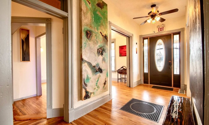 Raton Casa | Franklin Fab Gallery House