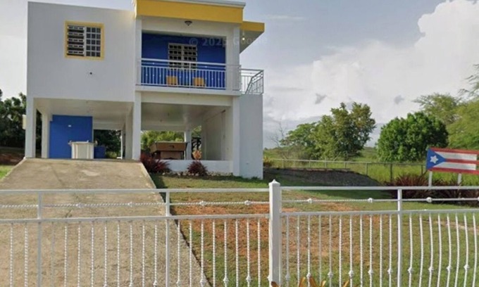 Cabo Rojo Casa | Fransheska CasaPlayanDiscover Your Perfect Family Getaway!