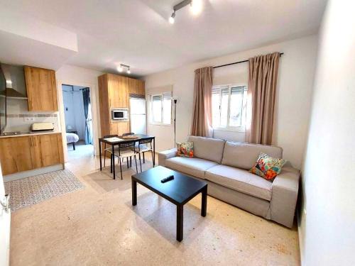 Leon XIII-Los Naranjos Apartamento | Fray Isidoro Apartment