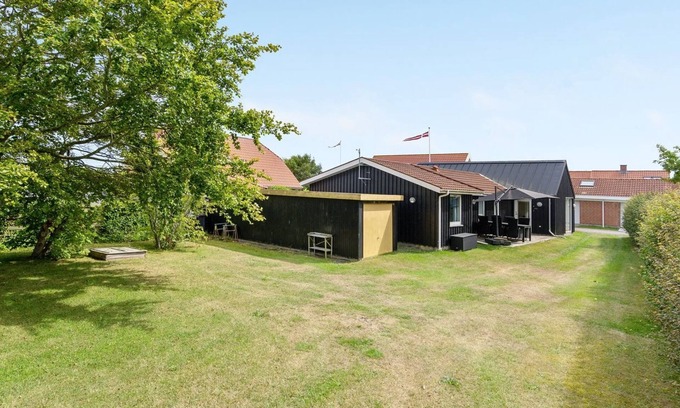 Hou Casa | "Fredrikke" - 50m from the sea by Interhome