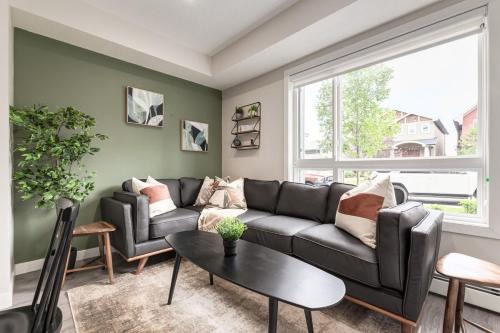 Shaganappi Apartamento | Free Heated Parking, Quick DT Access