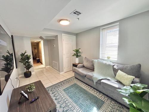 North Bergen Apartamento | FREE Parking Cozy 2 Bedroom unit near NYC