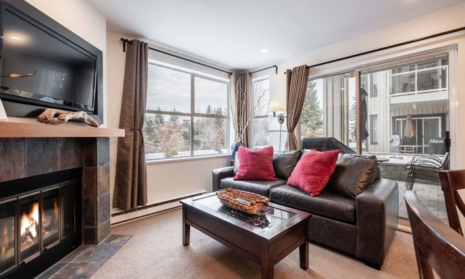 Whistler Condominio | Wildwood Lodge 102 Renovated!