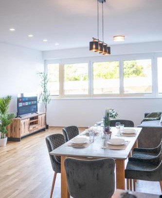 Thalheim bei Wels Apartamento | FREE Parking, Luxury Beds, Nespresso, Netflix