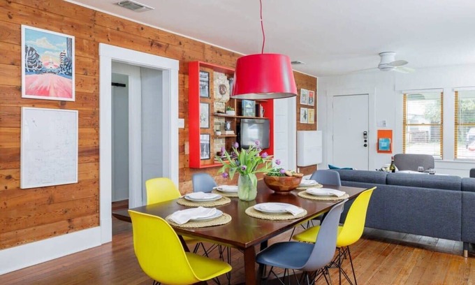 Hyde Park Casa | Free Parking, Walk to Food | Pastel - Portoro