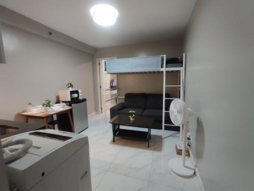 Paranaque Apartamento | Free Pool Access near MOA 622