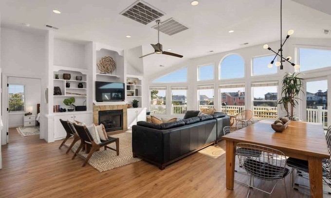 Whalehead Beach Casa | Sleeps 19, Ocean Views & 4-Min Walk to the Beach